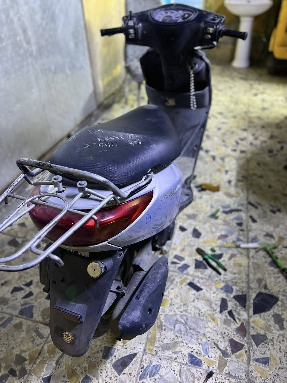 سلام عليكم شباب درجه بريز مكينه مكفوله البجم مكسور ل الشاره ل الاماميه درجه ما بيه شي تجاري مكينه ما مفتوحه السعر ٥٠٠ المكان المدينه ***********
