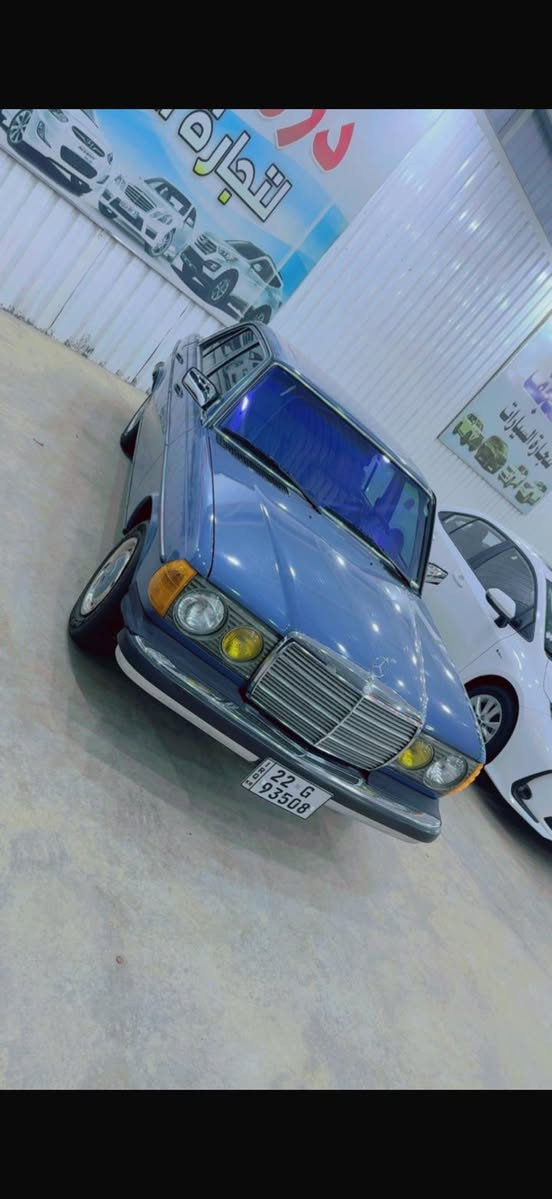 السلام عليكم
مرسيدس انتيكه وجديده جدا للبيع 
موديل 1983 محرك 4 سلندر 
رقم شمالي 
ماشيه 173 km
سياره گاز 
جديده جدا بدون تعمير بعده بحاله الوكاله 
مصبوغ فقط باامريكا
جاهزه من كلشي  
مواصفات السياره فتحه سقف داخل جلد عسلي 
السعر 130 وبيه مجال للشراي 
للاستفسار اتصل 
***********

