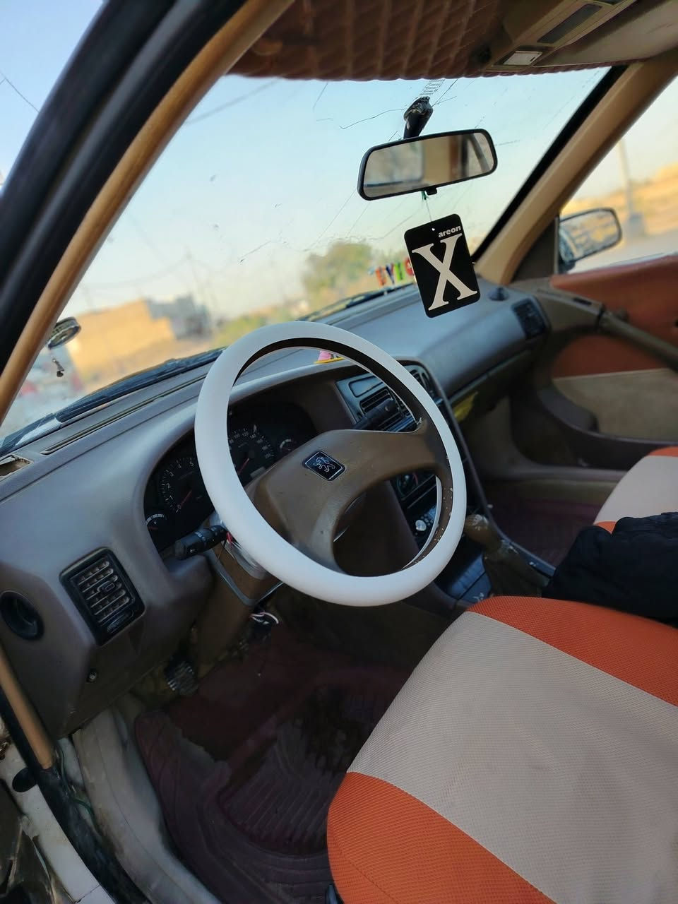 بيجو 405 سنوية لل27 مداور ثاني يوم مكينة كير جدد منضومة تبريد كاملة فقط كمبريسر داخل جديد كهربائيات شغلة سيارة جاهزة 25وبيهة مجال بسيط مكانهة نجف للاستفسال ***********
