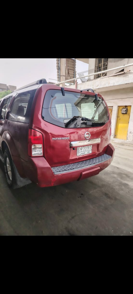 السلام عليكم
من رخصت الادمن
سياره نسيان باتفندر 2008 خليجي
السياره ما بيها اي نقص مكينه خير من الله
تخم تاير جديد
صدر خلفي امامي كير مكينه تبريد مكفول
السغر 75 بيها مجال بسيط
العنوان بغداد ***********
