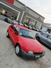 كاديت للبيع السعر 23 كاربون بنزين بيها طخم جديد لاصرف ولانفخ شرط الوكا...