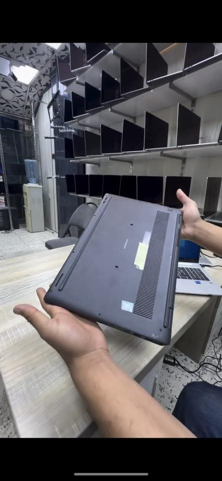 💻 Dell Latitude 3520
🔹 المعالج: Intel Core i5 الجيل 11 فئة G7
🔹 الرام: 8GB DDR4 (قابلة للتطوير حتى 32GB)
🔹 التخزين: 256GB SSD NVMe (قابل للتطوير)
🔹 كارت الشاشة: Intel Graphics داخلي
🔹 الشاشة: 15.6 إنش FHD
🔹 الكيبورد: ليزري ضوئي عربي / إنكليزي
🔹 ويندوز 11 برو مفعل وجاهز
🔹 نسبة النضافة: 97–99٪

السعر 375 الف بي مجال بسيط شامل التوصيل والملحقات(ماوس+حقيبة+الشاحن الاصلي)
للتواصل ***********
