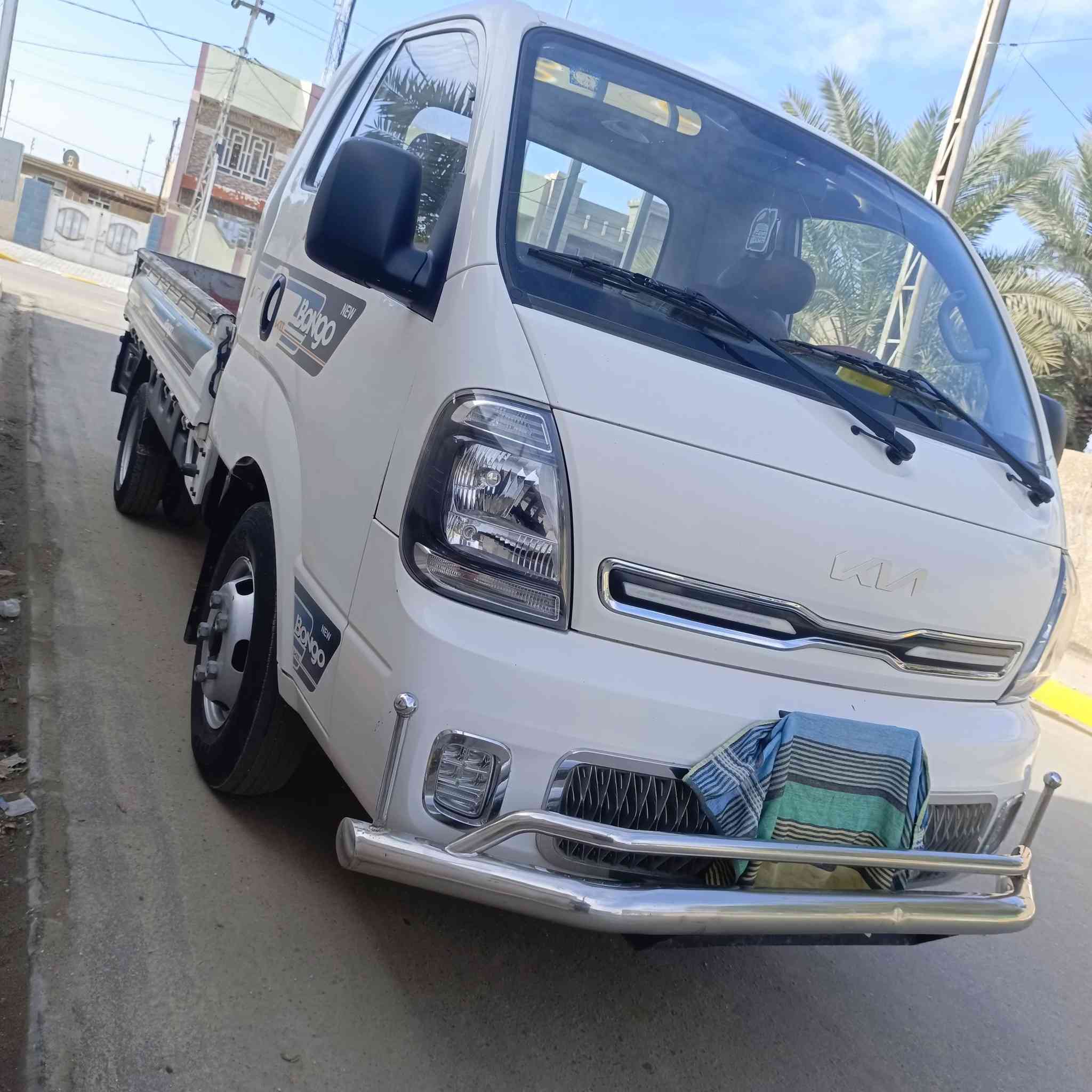 السلام عليكم كيا فحل موديل 2023 للبيع كفاله عامه عده بيه شويه بارد بدون صبغ بربع وموجود بصور شوفه محوره 14 ويل وتاير السياره جديده معنه الكلمه وبسمي تحويلك مباشر السعر 180 المكان الصويره رقم بغداد ***********
