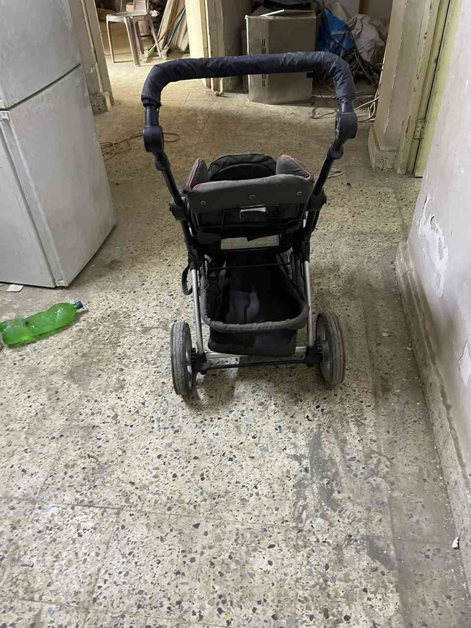 سلام عليكم لبيع عربانة أطفال نضيفة مامستعملة جديده سعر 50 الف بغداد ***********
