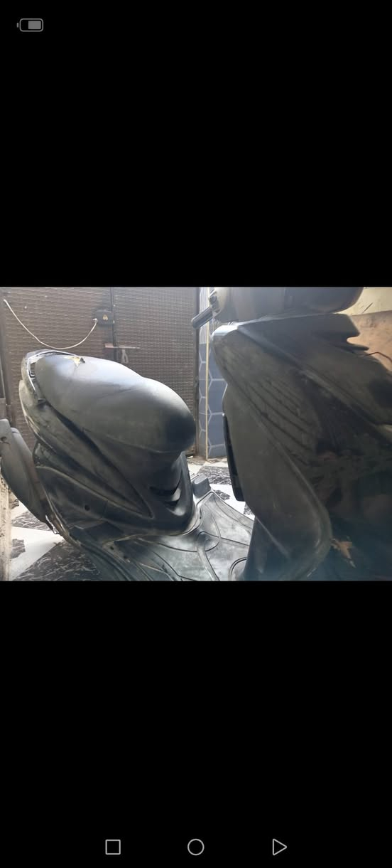 سكنس نثيه مستخدمه قليل  كلشي ما مفتوح بيها مبدل بس ولفات ترى مال جنايه امانه كلشي مابيها العنوان بغداد حي اور ام الكبر والغزلان للاستفسار الاتصال على الرقم
***********
