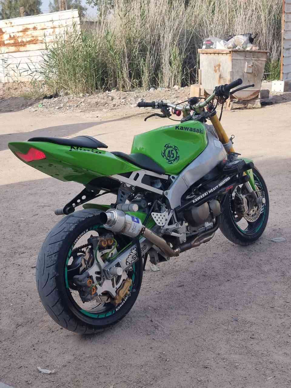 اسلام. عليكم. شباب. كاوسكي 2004 رقم وسنويه باسمي رقم انگليزي مكينه مكفوله لاتنقيص لاتبخير.ابلاديه. لاحماوه وعليه ادامه كامله قبل 5ايام مسويلها ادامه كامله دخم تاير جلاتين الصلي نوزلات غرفه احتراق ابلكات. فيتبم ابلادي راديتر جديد.دههن.موتل. الصلي 
الدراجه مال جناي. مكاني بصره قضاء القرنه. اي استفسار تعال خاص وبالخدمه.السعر خاص او اتصل ***********
