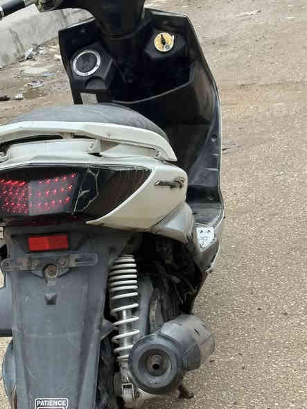 سكنس فحل دراجة ختم واحد مكينة خير من الله سعرها ٦٠٠ وبيها مجال مكاني بغداد البياع ***********
