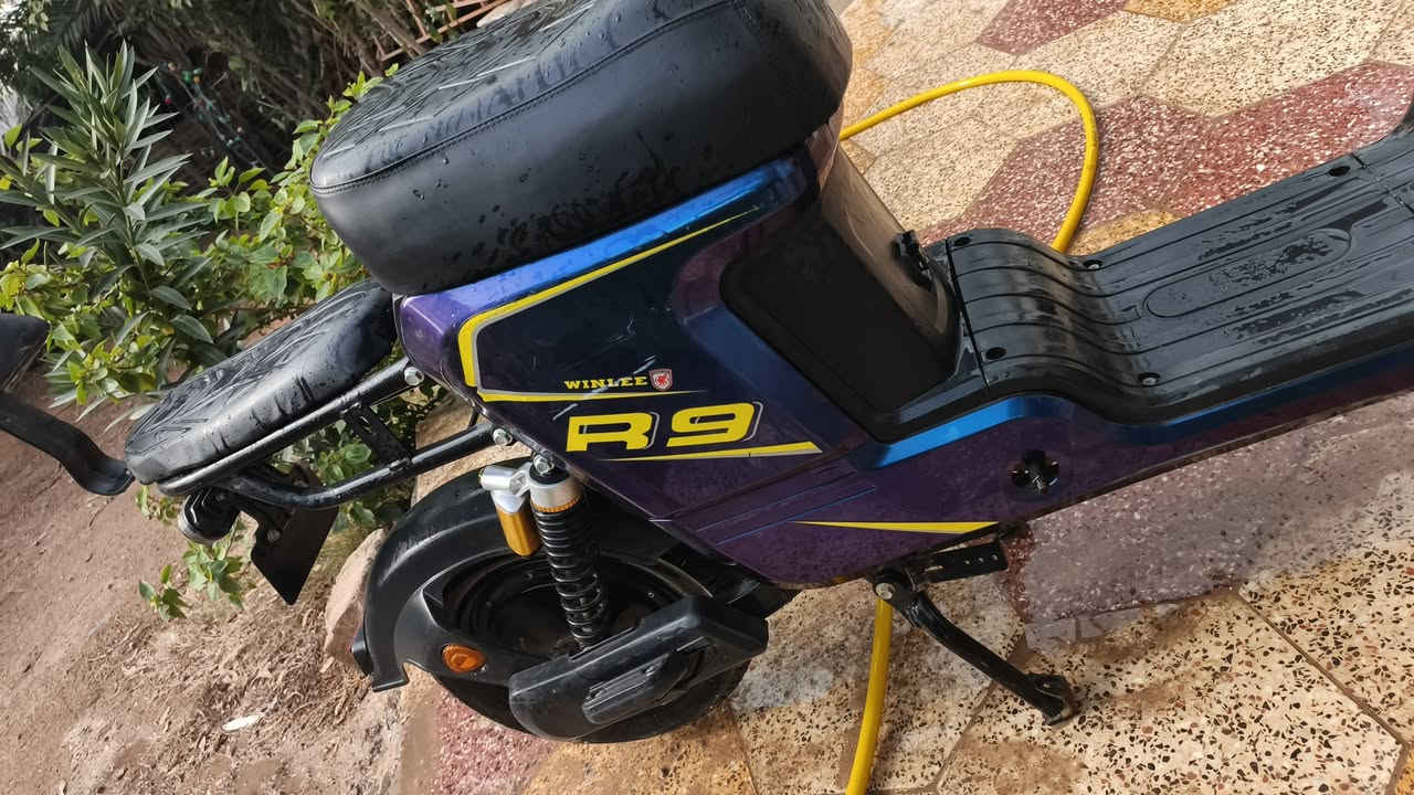 ار9 دراجه شحن🔋⚡
🔹فول مواصفات 5بطاريات الون المميز🔹
🔹بطاريات🔋 جدد الله شاهد 🔹
🔹بيع مستعجل 🔹
🔹السعر 300 ألف 🔹
🔹مكاني الكوفه السهله قرب مسجد السهله 🔹
🔹التواصل على هاذه الرقم 🔹
🔹***********🔹
