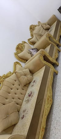 صالون • ناقصة كرسيين • درجة أولى