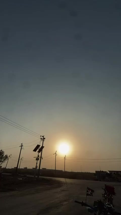 سونك ٢٥ كفالةةةةة عامة جديدة الدراجة مثل ما موضح بلفيد فقط تحويل بدون أوراق مكان بغداد زعفرانية لاستفسار الاتصال ع رقم  فقططط ***********
