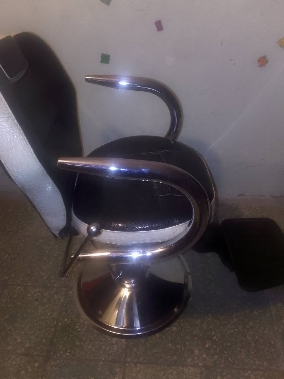 السلام عليكم للبيع السعر المطلوب 125الف اوبي مجال نضيف كلش مكاني بغداد الشعله للتصال *********** وتساب وخاص وتصال متوفر
