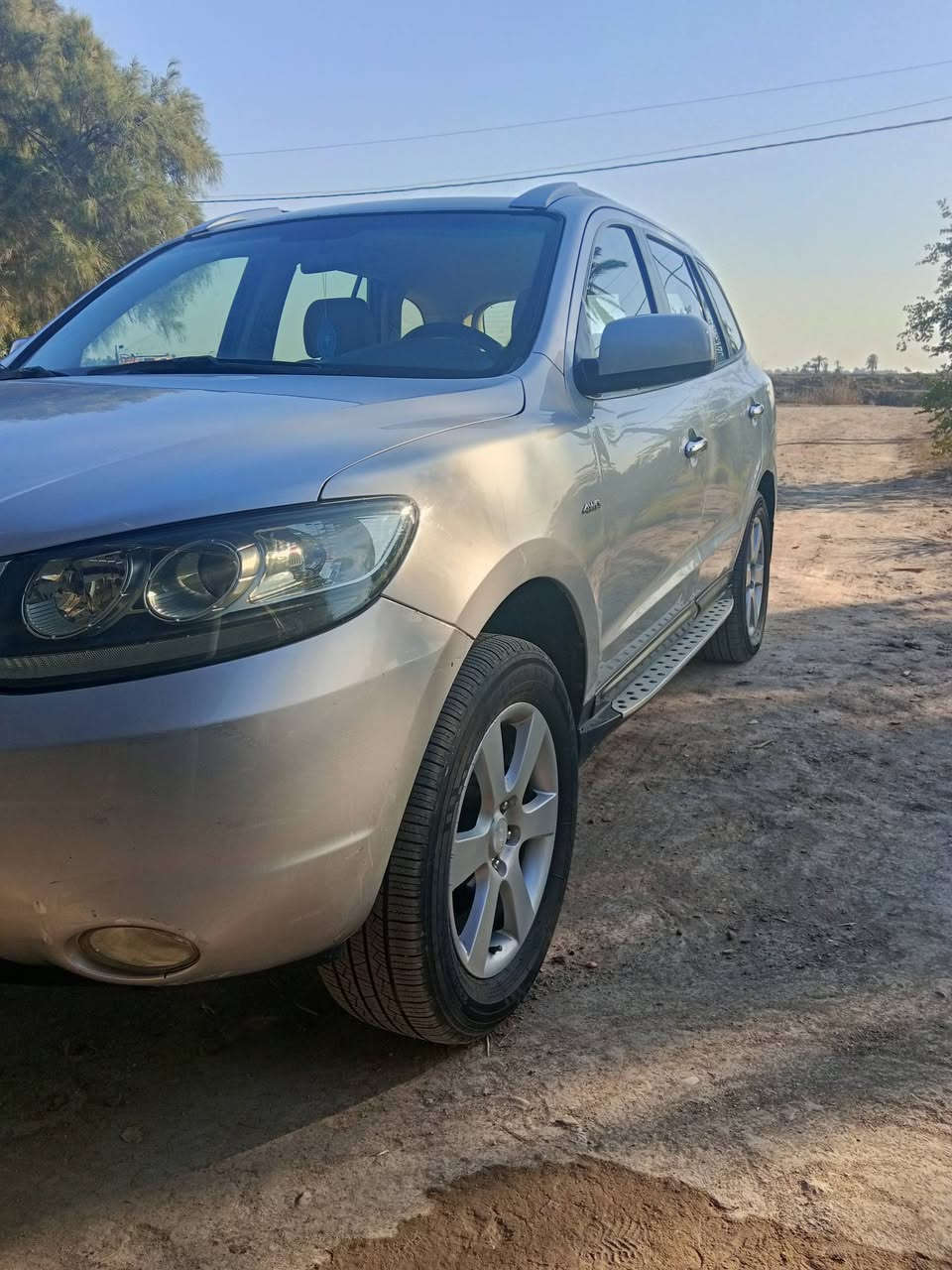 سلام عليكم 
سنتافي  2008خليجيه
6سلندر
7راكب
3قطع تبريد 
فور ويل
تخم تاير جديد
باتري جديد
صدر خلفي امامي جديد
رقم بغداد دولي بسمي
سياره بيه تلث قطع صبغ
بدون دواخل اثر شخوط 
سياره كلش حلوه مكفوله من الضربه تبديل
السعر 120وبيه مجال بسيط
الاتصال ***********
