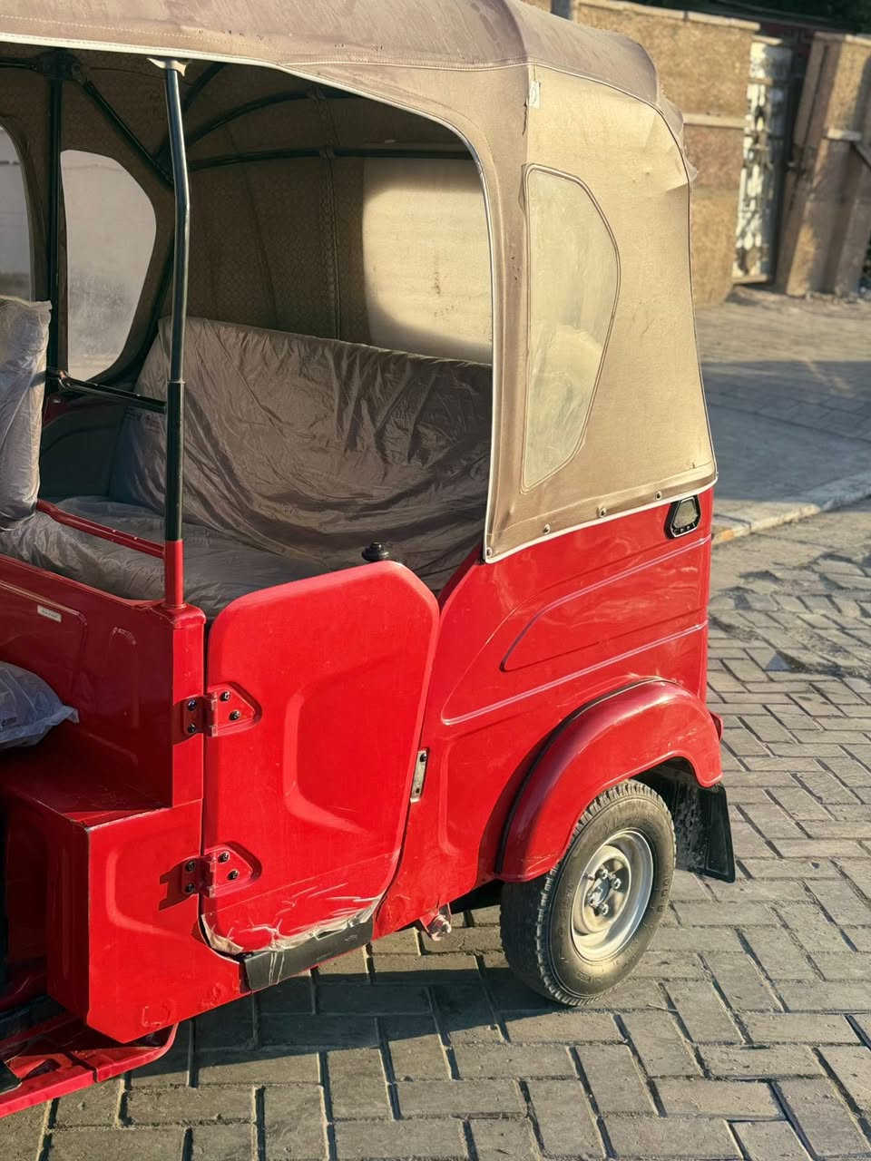 سلام عليكم تكتك موديل 22شهر 8رقم وسنويه بسمي تحويل ثاني يوم شراي بنتصل ***********
