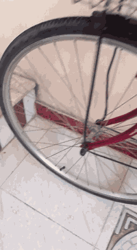 بايسكل لبيع نظيف
المكان حي بغداد قرب سجن حمدان 
السعر 120 بي مجال 
رقم هاتف ***********
