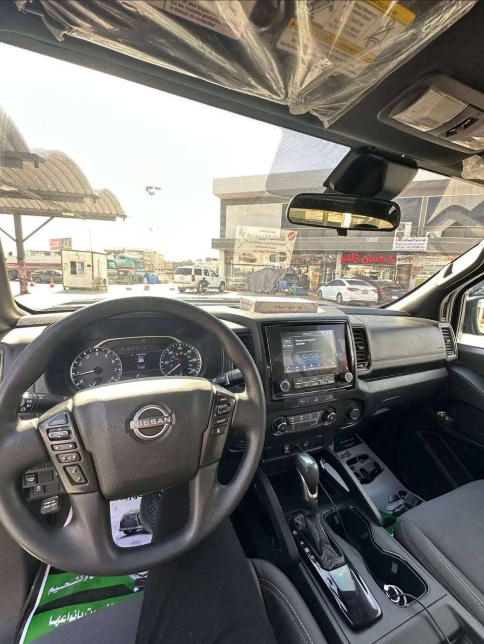 السلام عليكم نيسان فونتيرا 2023 رقم بصره مميز

سياره وارد امريكي تقرير غرق امطار داخله للميناء تعمل وتسير مكينه كير كهربائيات كلها بلاد ما مبدل شي بيها 
بارد بخشم البنيد الايمن وجاملق اقل الشبر باقي سياره كفاله 
نوع SV فول مواصفات شاشه جبيره اصليه بصمه سياره خير من الله تبريد حداديه تايرات كلها نظيف.
سياره بالبصره الموفقية سعره 200$ .
***********
