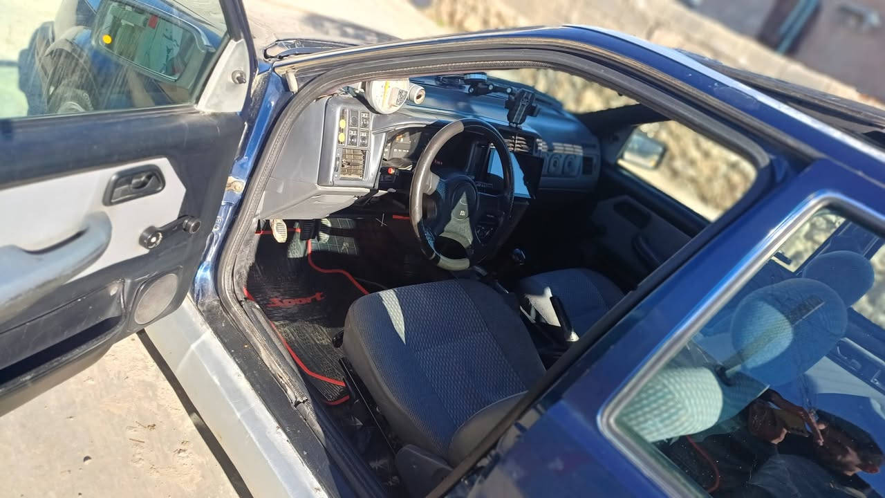 فورد سييرا موديل ٩١ محرك ٦ سياره نضيفه ما يعوزه مصرف قفل🔐 مركزي شاشه مسجل ٤سماعات مع دمام سلايت تدفئه سياره بسمي شرط التحويل بسمي السعر ٢٨ عنوان موصل  قرية سيد حامد قرب سيطرة العقرب ***********
