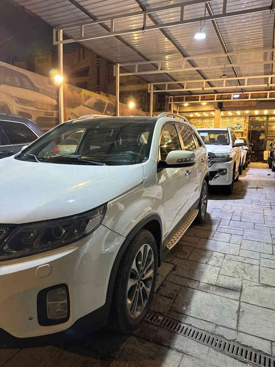 السلام وعليكم للبيع
كيا سورنتو 2014 فول مواصفات كويتي

بيها ربع لجاملع لامامي صبغ ولباقي كفاله عامة

لسياره حيل جديده

بنوراما

كشنات جلد وكهرباء

بردات خلفيه

محرك V6

عداد شاشه 

اشاير بلمري 

مري شفط

وبعد بيها اهواي مواصفات

رقم بغداد لسياره تحويل ثاني يوم

السعر 194 وبيها مجال بسيط

الرقم: ***********
