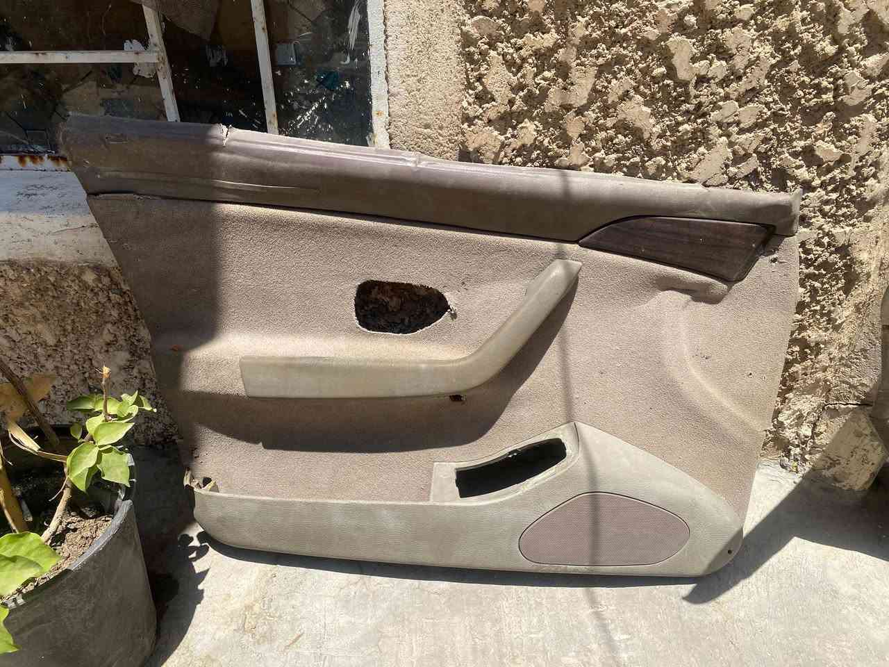 بطاين بوب سمند للبيع نص عمر  ٣ بوب واحد تعبان
***********
