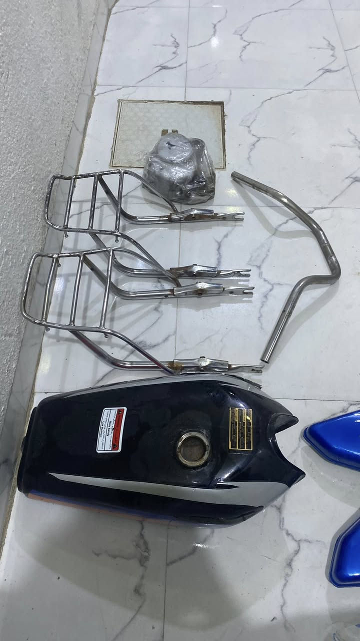 للبيع سلات ثنين الوحده قفل 5
تانكي بي زرف صغير  موجد بل صوره ب 10قفل جديد
سكان ٣
صفاحيات اصليات ب12 لاستفسار ***********
