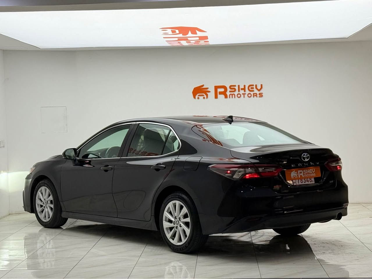 Toyota Camry 2023
تويوتا كامري ٢٠٢٣
مواصفات SE

مكينة ٤سلندر حجم ٢.٥لتر تنفس طبيعي
ماشية 86,000 ميل و بحالة ممتازة 

ضرر السيارة بنيد و باب السايق صبغ و جاملغ مبدل بدون صبغ بدون دواخل السيارة بيها ايرباك ستيرن و دكمة سستم
رقم شاصي مع الصور

رقم كاتي اربيل السيارة تترقم شمالي
مكفولة من كير و محرك و كهربائيات

و ب سعر(188$) ورقة و بيها مجال للطيبين

مكان السيارة

دهوك -معرض ارشف R-Shev
رقم51 من معارض التيرمينال 

***********
*********** دهوك, العراق
