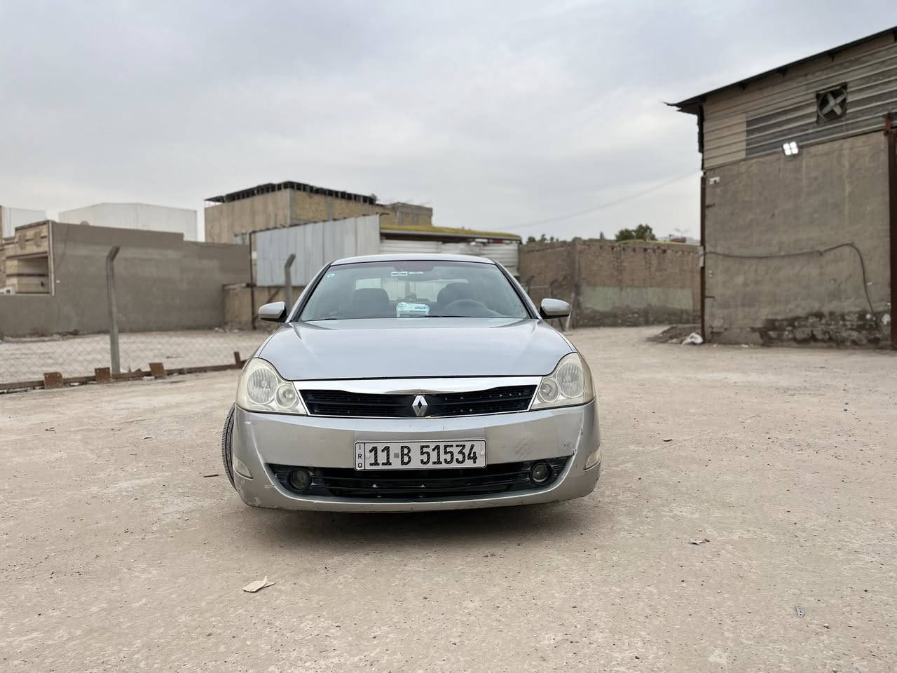 بسم الله الرحمن الرحيم
رينو سافران 2010 لون سلڤر محرك 2.4/ v6

محرك جديد حداديه وصدر جديد وتبريد 1/1

مواصفات /مري شفط كهربائي ، تدفئة مقاعد تبريد قطعتين رقم بغداد انگليري جديد بأسمي 

سعر 90 ورقه وبيها مجال بسيط

موقع /  بابل 

للأستفسار /*********** واتساب
