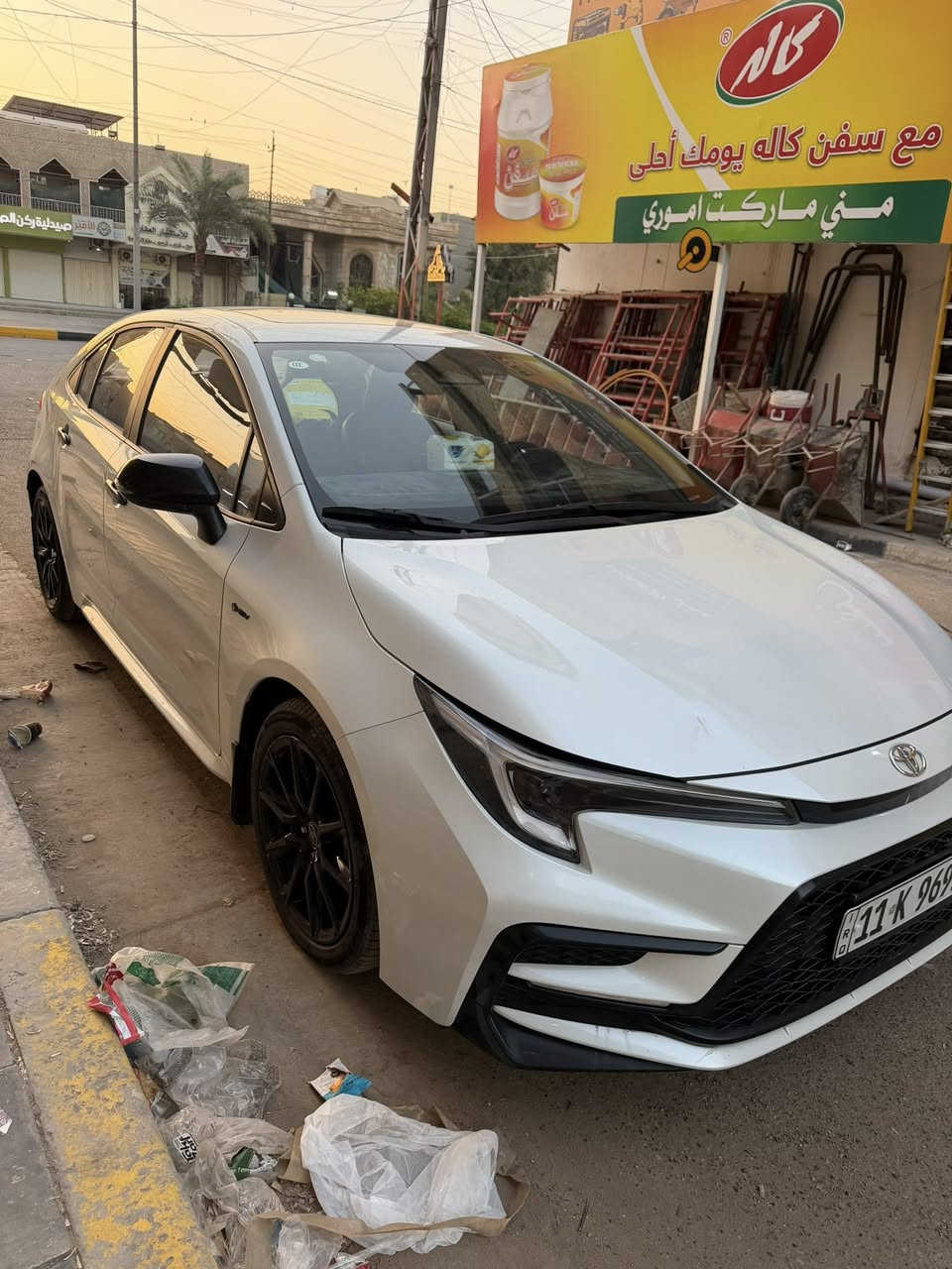 كورلا S
موديل 25
ماشية 21
رقم بغداد 
كفالة عامة  فقط رصعة بالبنيد
داخل جلد ماروني واسود
السعر 160 وبيها مجال
***********
