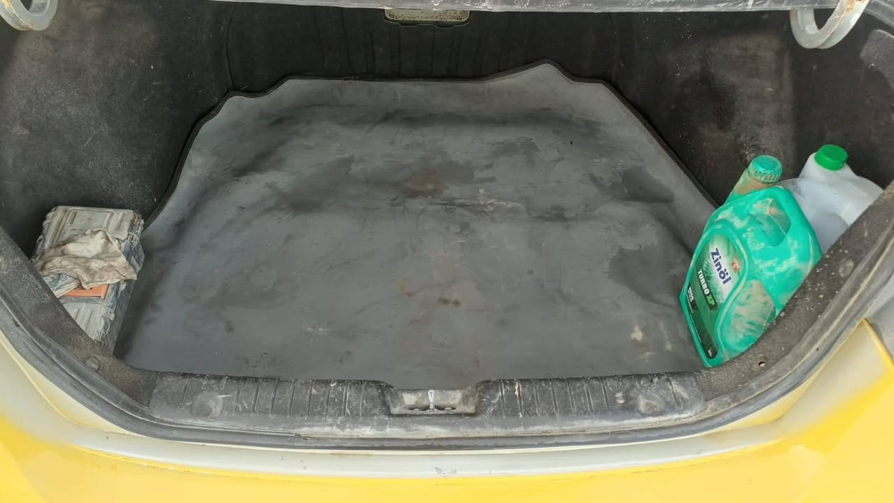 السلام عليكم سياره للبيع نواع النترا موديل 2010مقدس السعر بلش 41 ورقه وبيه مجال
سياره دوات دوات دوات بيه كصه جنطه شغل باحات
متومه طبق الاصل رقم وسنويه النجف شرط حسبه
مكينه وكير خير من الله تخم تاير بتري جديد كهربائي سياره كله شغل تبريد 
وسياره موجود في واسط وإني مكلف بالنشر نتصل على رقم الهاتف ***********////***********///
