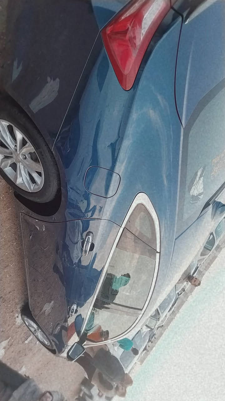 ماليبو مديل ١٩ وارد المريكي حادثه بنيد وجاملغ شبر بارد   وبل عراق مبدل باب السايق  مكينه وكير جدد خير من الله تدفه تبريد  السعر ١٠٠ وبيه مجال مكاني البصره الطويسه 
***********
