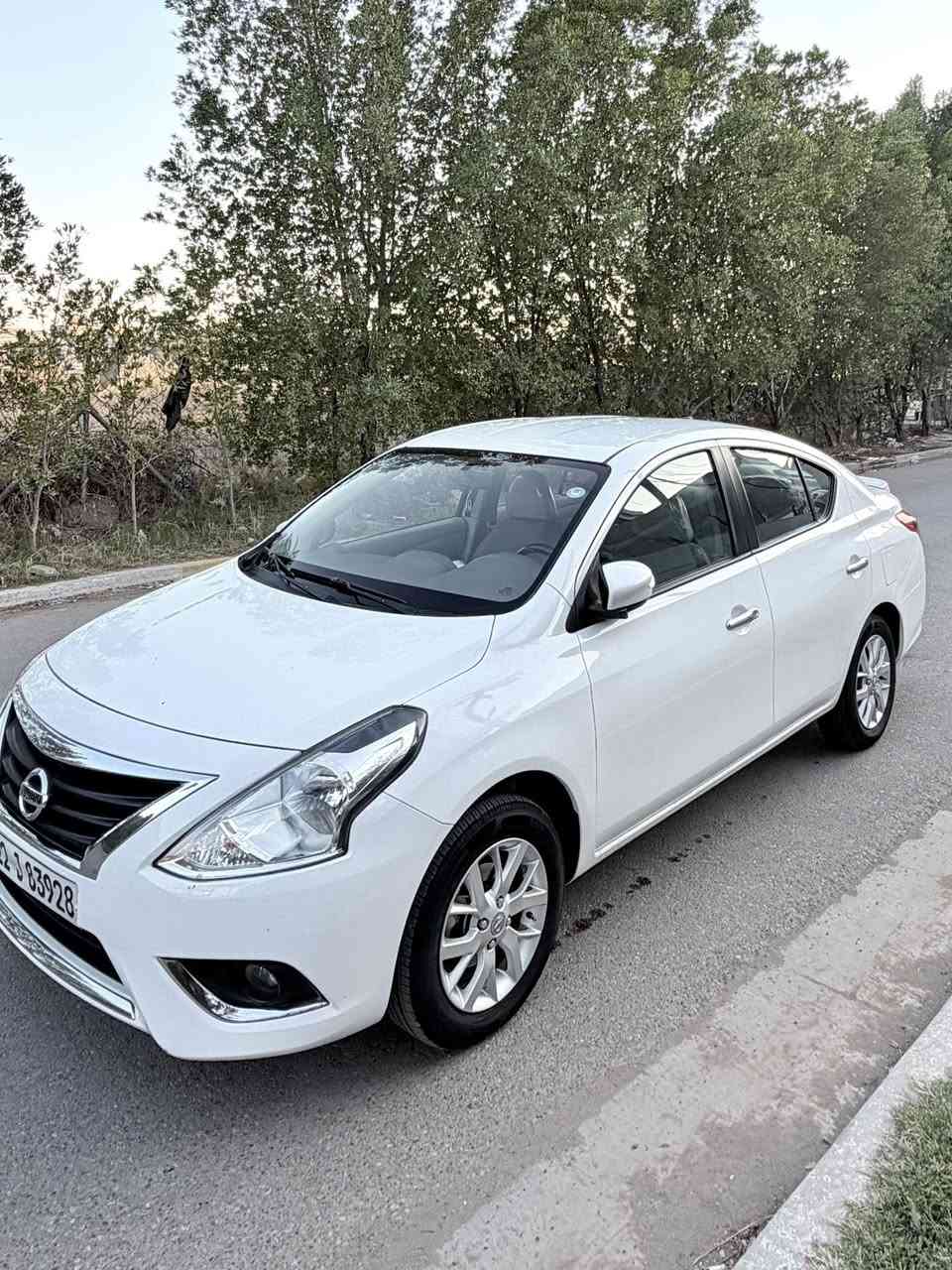 السلام عليكم 
نيسان سني المصري 
موديل 2024
رقم اربيل بسمي شرط التحويل 
مكفوله من الصبغ والتبديل بيه بارد شبر بقبق الصندك فقط.
موصفات 
1_اربع جام كهرباي 
2_تبريد قطعتين 
3_ويل كب 
4_شاشه كبيره
5_تحكم ستيرن جهتين 

ماشيه ٩٦km….
مكاني بغداد حي الجهاد     السعر ١٢٠ وبيه مجال 
***********
