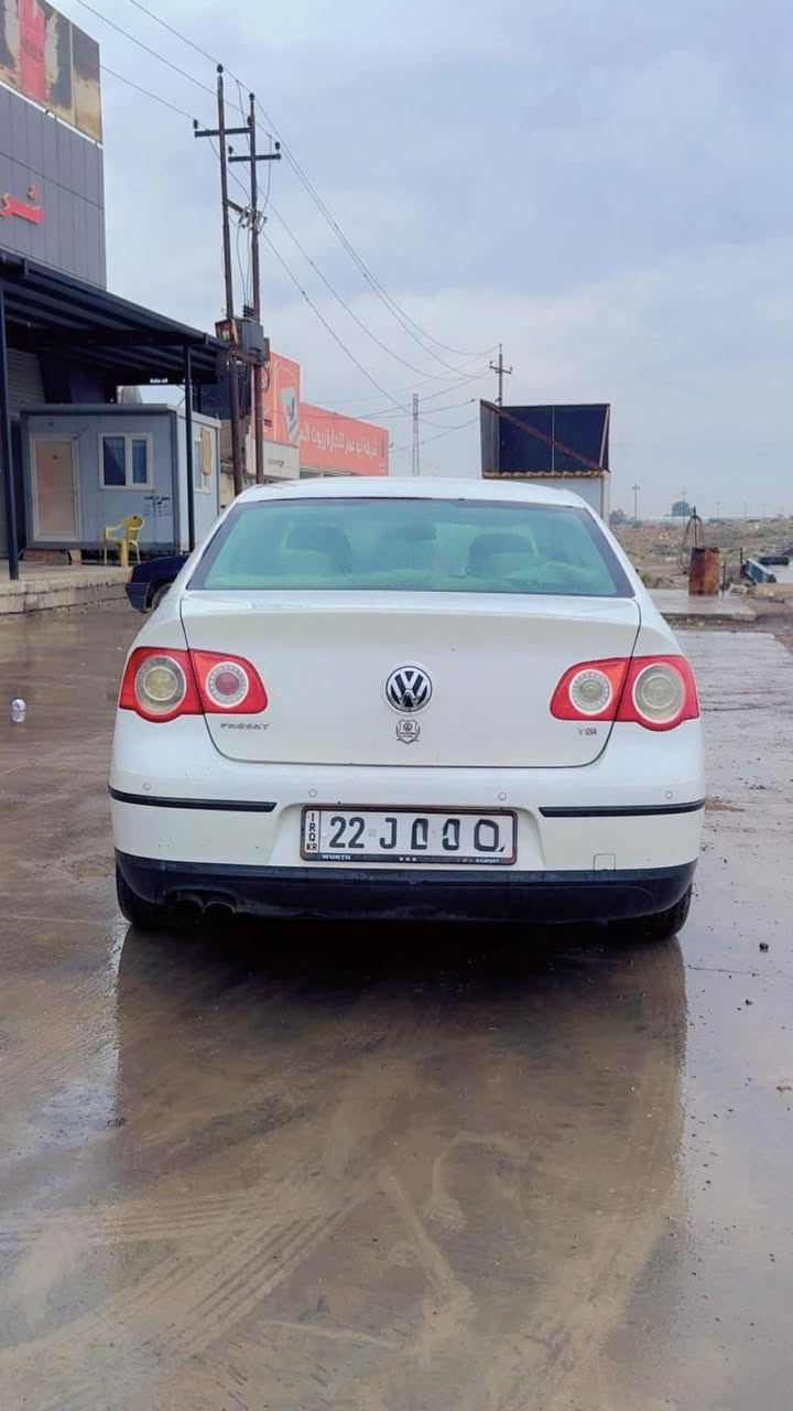 سياره للبيع موديل ٢٠١٠ فول مواصفات السياره آكلين مابيه ولا ضربه رقم كامل دولي محرك ٤ اسلندر تيربو بطاقه بانزين ***********
