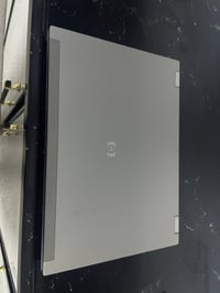 لابتوب اتش بي • مسقط • شغال