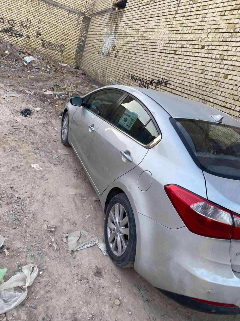 السلام عليكم
فورتي ٢٠١٤ بغداد جاهزه من كلشي تحويل ثاني يوم رقم بغداد  ليبل واحد كلها السياره بيها اماكن صبغ  وسونار موجود 
تحكم استرين جهتين مكينه لا تبخير ولا تنقيص شرط كير مكفول  سياره جاهزه بدون نقص  مكاني بغداد ***********
