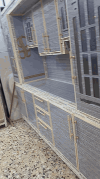 سلام عليكم معرض ابو حسن للكاونترات المنيوم الثقيل عدكم كاونتر قديم نراوسه الكم بجديد مرمر الياف تركي اناره سبوت لايت اراماده حفر استفسار ع وتساب*********** سيتم ارد عليكم بأقرب وقت ممكن
