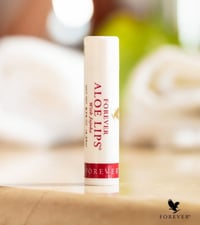 مرطب شفاه • طبيعي • توصيل لجميع المحافظات