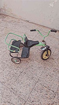 باسكل أطفال • للبيع
