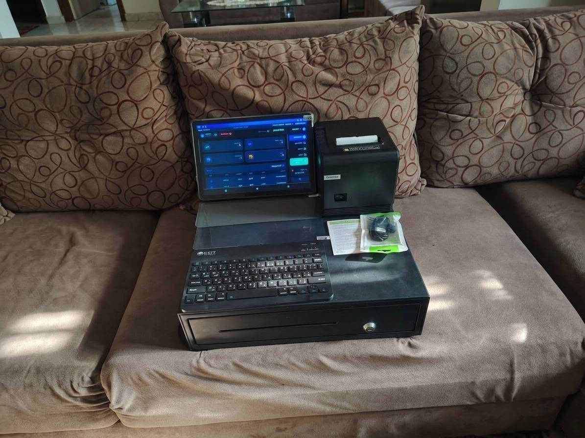 موجود كاشير كامل +تابلت يرهم شاشة كاشير السعر تابلت +طابعه+درج نقود +برنامج حيل قوي ب 450 الف

كاشير احترافي بيهه شاشة لمس احترافيه مثل اللي موجود بالصورة +طابعه+درج نقود+برنامج قوي بسعر 750

كاشير متكامل تابلت+شاشة احترافيه+طابعه+درج نقود +برنامج بسعر 950

*كلشي فول نظافه بالكارتون.....
الأسعار بيهن مجال بسيط مو قفل الشراي يجي خاص


**إذا كنت صاحب هذا الإعلان وتريد حذفه لأي سبب، رجاءا أرسل رسالة إلى الدعم الفني**