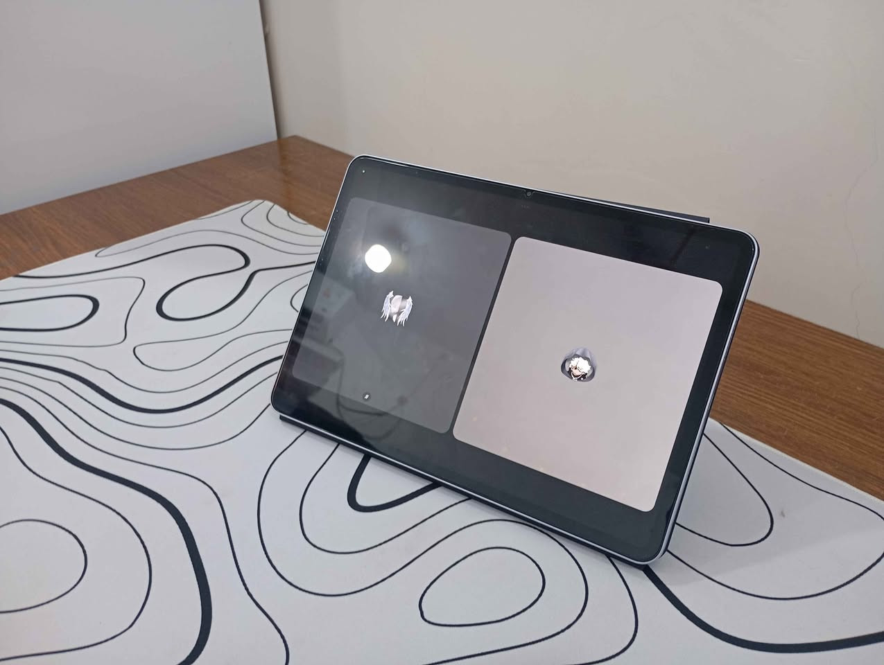 للبيع: شاومي باد 7 (Xiaomi Pad 7) - استعمال قليل مع كامل الملحقات

يفيد للدراسة والعمل والالعاب

المواصفات:-
· المعالج: Snapdragon 7+ Gen 3 
· الشاشة: 11.2 بوصة، هرتز 144Hz، دقة 3.2K.
· البطارية: 8850 مللي مع شاحن 45W سريع.
· الرامات: 12 جيجا
· التخزين: 256 جيجا
· الملحقات: معه قلم + كفر جلد قابل للطي وتثبيت الجهاز + لصقة شاشة + شاحن 45W + كارتون الجهاز وكامل ملحقاته.
· يدعم 90 فريم في لعبة ببجي (PUBG).
· يدعم الجير سكوب (Gyroscope). 

· السعر: 480 ألف فقط
· التواصل في الواتساب رجائا:(***********)
· مكاني البصرة كردلان شارع الشهداء البصرة, العراق
