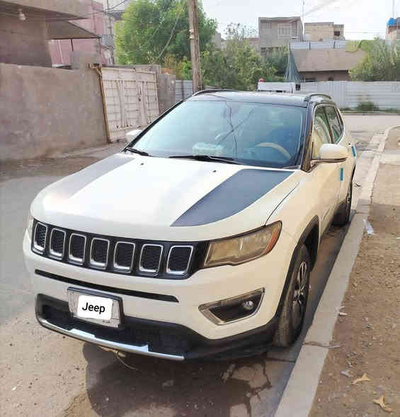 السلام عليكم
جيب كومباس لمتد 2018 اللون ابيض
توو كلر قماره سوده بلادي فول مواصفات عده البنوراما
شاشه جبيره
كشنات جلد كهرباء 
تشغيل عن بعد
اوتو ستوب
اشاير بلمري
ويل كب كروم
ضررها جاملغ وبنيد 
صور حادث بالمنشور
السعر ١٣٠ ورقه مكان الدوره شارع ٦٠ ابو يوسف ***********
