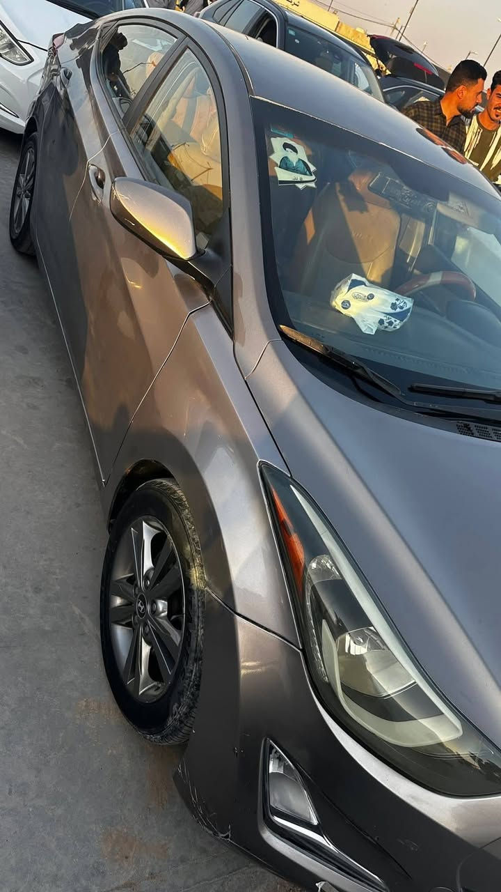 الالنترا ١٦ وارد امريكي مكينه ٢٠٠٠ دوش بيها باب مبدل سياره حلو وكاعده سعر ١٠٥ نهائي  واسط الكوت وباقي التفاصيل الاتصال ***********
