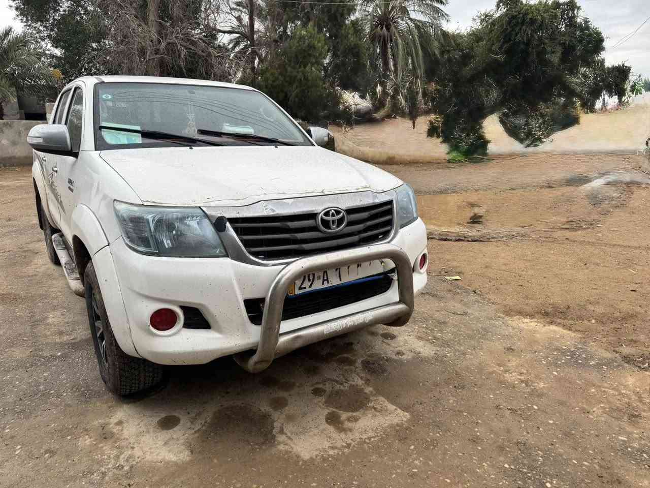 هايلوكس 2012 رقم واسط تحويل مباشر
سياره مكفوله سوناره وياه موضح بصوره سعره 175 وبيه مجال ***********
