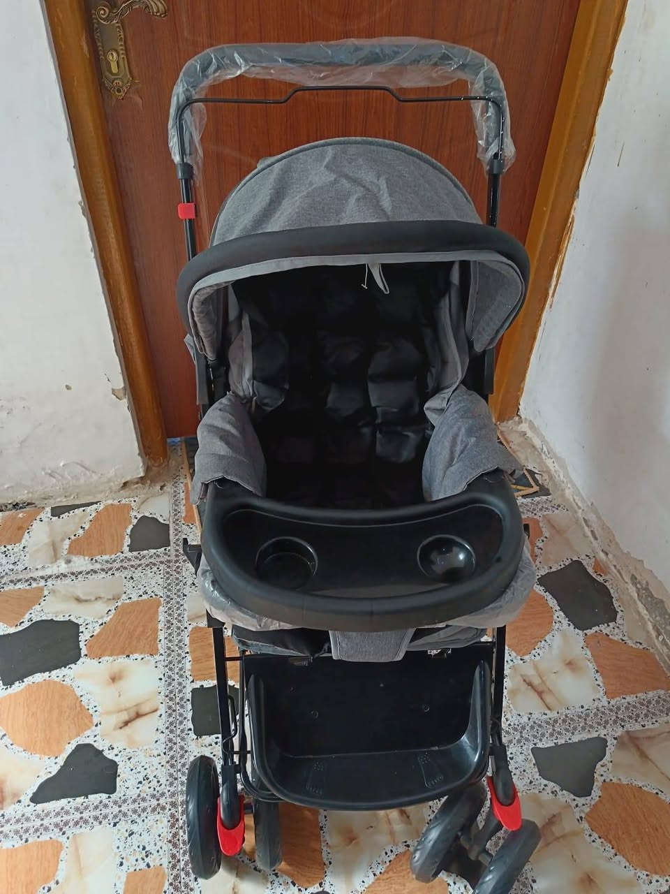 عربانة أطفال استخدام مره واحده للبيع***********
