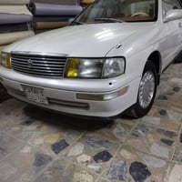 تويوتا كراون • تحديث داخلي • عازل دشبول