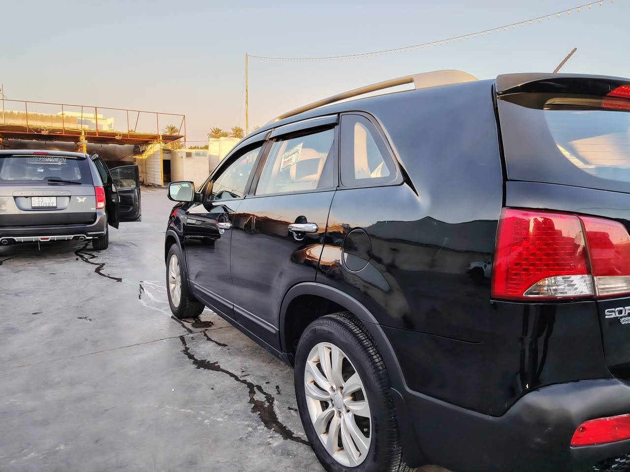 كيا سورنتو موديل ٢٠١٤ خليجي ٧ راكب ٣ قطع تبريد بنزين بنزين أدوات كصة خلفية اللون اسود مرقم شمالي متوم طبق الاصل تدفئة تبريد تخم تاير السعر ٦٨ للاستفسار *********** محرك ٢٤٠٠
