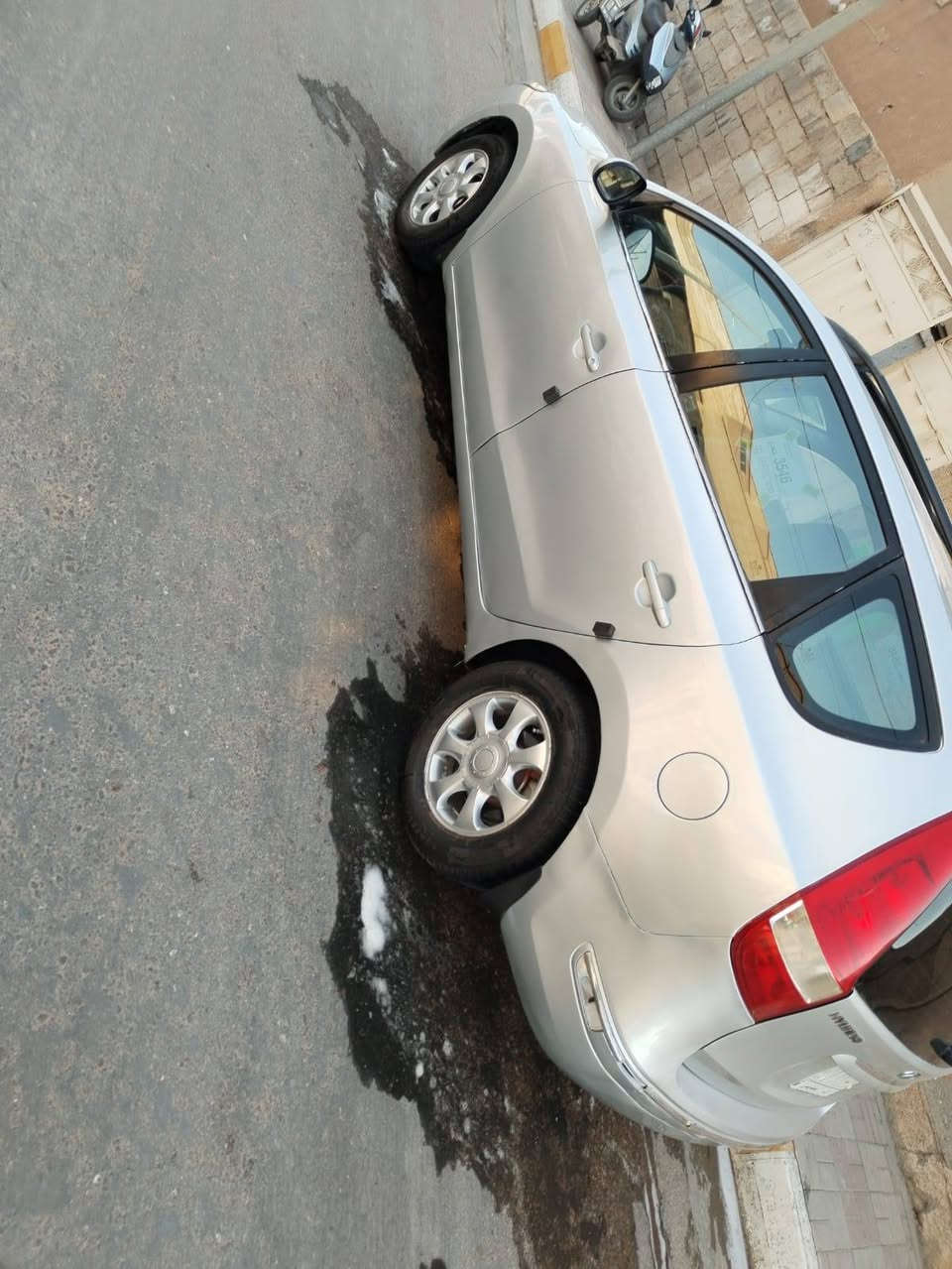 النتره وارد أمريكي موديل ٢٠١١ مصبوغه احزام الجماليه بدون دواخل محرك ٢٠٠٠ رقم انبار السعر ٩٠ أو بيهه مجال المكان الأنبار هيت الأتصال علا هذا الرقم ***********
