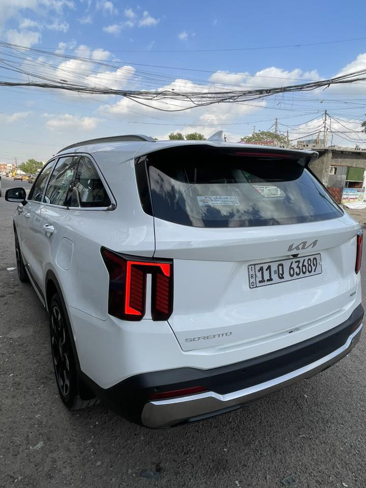السلام عليكم كيا سورنتو 2025 ضمان شركه اكدال 
فول موصفات  بنرامه السيارة
ويل ٢٠ 
كشنات جلد وحار بارد   مكفوله من بارد وصبغ وفتح 
كهرباء 
جنطه كهرباء 
حساس خلفي امامي   سعر ٣١٨ مجال بصيط جدا 
شاشه متصله 
تحكم جهتين 
شفتات استيرن 
7 راكب 
رقم بغداد تحويل ثاني يوم 
بغداد البلديات 
رقم ***********
