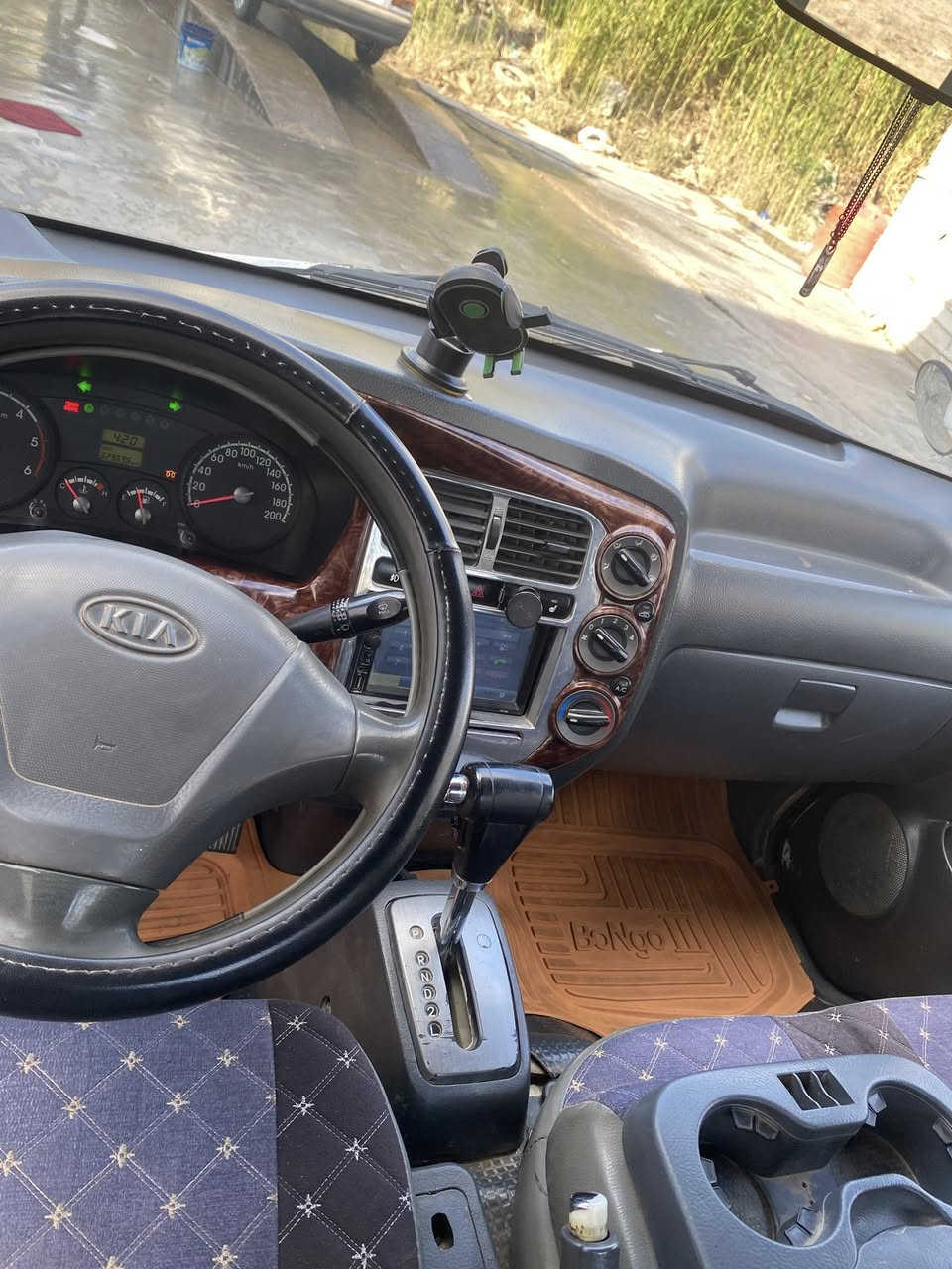 كيا حمل 2008 مسكر سبلاين اوتوماتيك بلادي مو محور السياره جاهزه مابيها اي نقص تبريد ثلج كهربائيات تخم تاير كير مكينه كله مكفول بيها تصليحات بالكشر تعمير خياسات للاستفسار ***********
