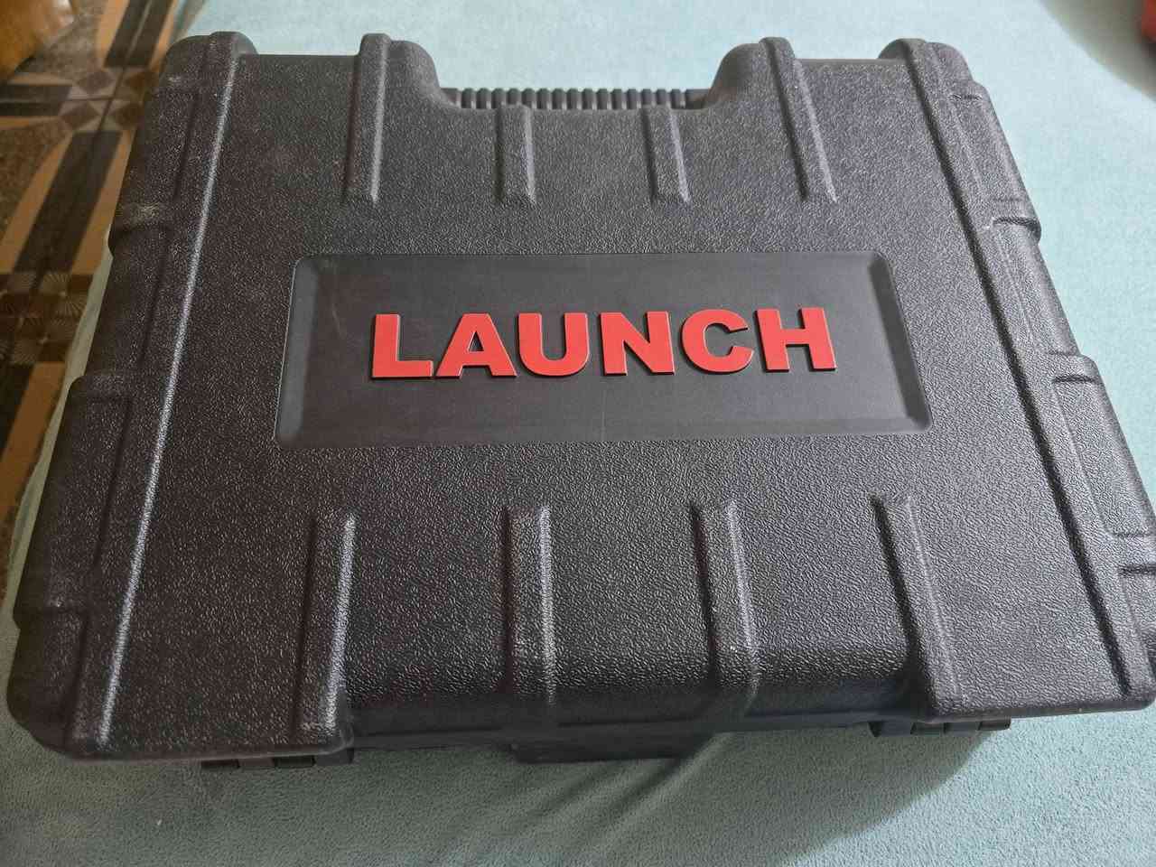 جهاز launch X-431 pro ضمان وكالة شركة يم داركم فحص وبرمجة وترسيت وسبشل فكشن فحص شجري لايف داتا يفحص كافة انواع السيارات نظيف كلش بعده بالكارتون خلصان تحديثه قبل ٣ اشهر للاستفسار الاتصال على الرقم *********** او على الخاص
