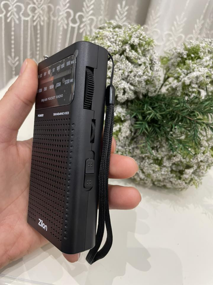 بعد اذن الادمن
راديو جيبي من شركة Zilon
موجتين AM FM 
سحب وصوت قوي

للتواصل و الاستفسار على الخاص
متوفر توصيل لجميع محافظات العراق


**إذا كنت صاحب هذا الإعلان وتريد حذفه لأي سبب، رجاءا أرسل رسالة إلى الدعم الفني**