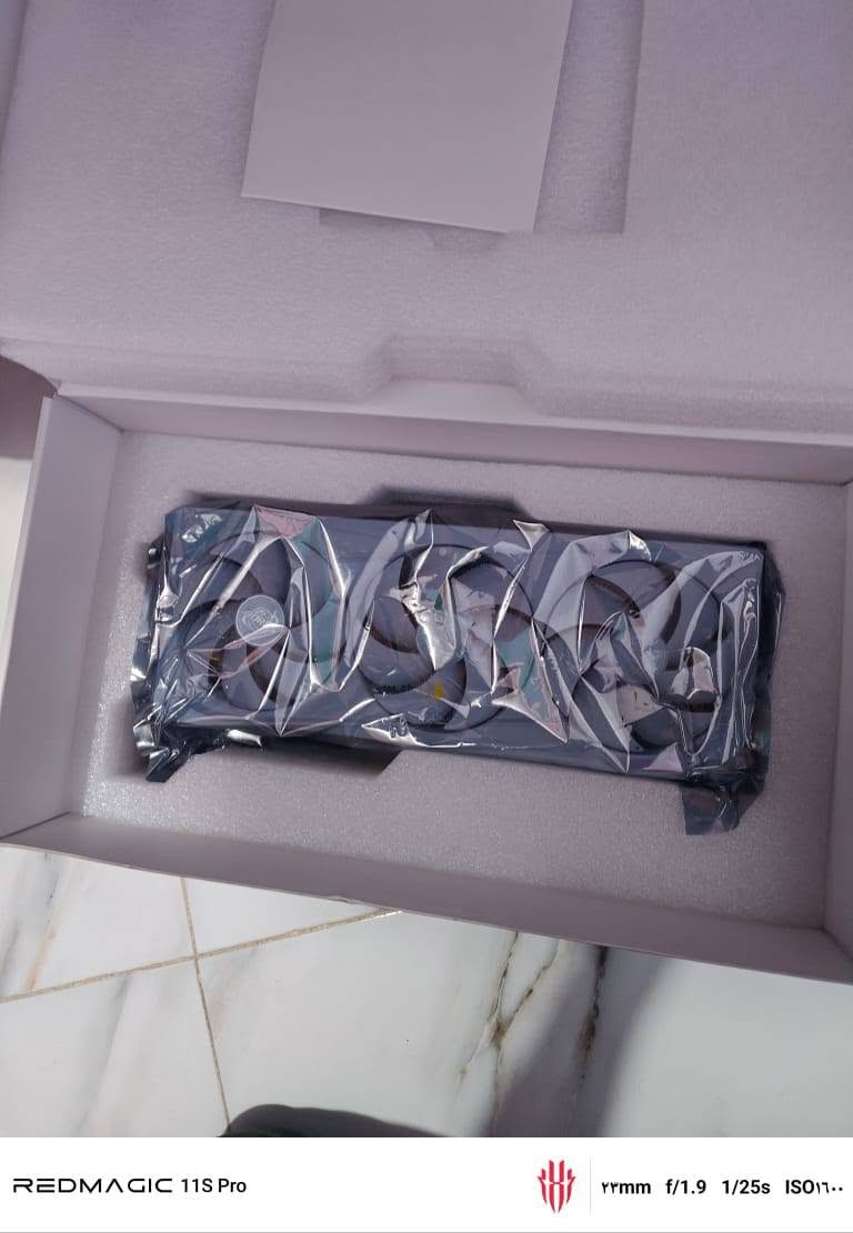سلام عليكم 
كارت شاشه: GIGABYTE AORUS GeForce RTX™ 5080 MASTER ICE 16GB
جديد نيو مامركب ولا مستخدم اشتريته من شهرين وماكدرت اكمل باقي القطع 
سعر 2600فقل، فقط الكرتونه مفتوحه!!! موجود ويا الضمان من المتجر الي اشتريت منه ووصل الشراء والتاريخ
شراي راسلني هنا او واتساب // ***********

