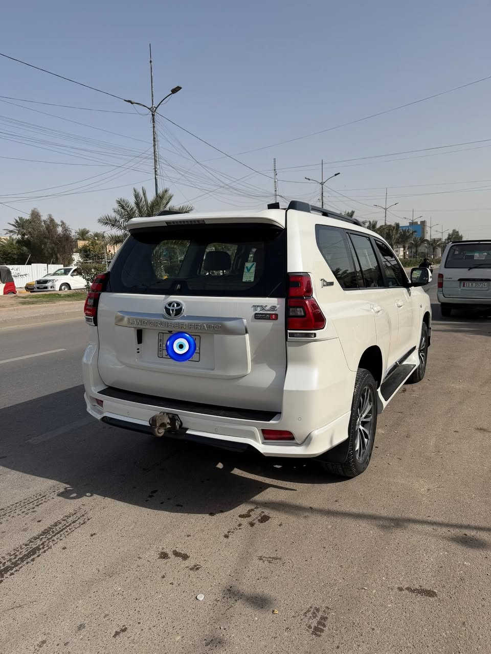 السلام عليكم
برادو سبعيه txs2022

رقم بغداد ماشيه 9000 كيلو متر 

مكفوله من الصبغ 

كشنات كهرباء جلد جوزي

سته سلندر

فتحه 

بصمه 

حساسات

زراك

هوك

شاحن وايرلس

كار بلي وايرلس

تحكم استيرن + مثبت سرعه

مري شفط 

عدتها كامله +ارضيات اصليه ومثلث وطفايه  

للاستفسار الاتصال على هذا الرقم ***********
